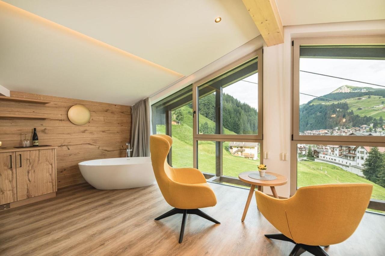 Garni Hotel Miara - Your Dolomites Home Selva di Val Gardena Ngoại thất bức ảnh