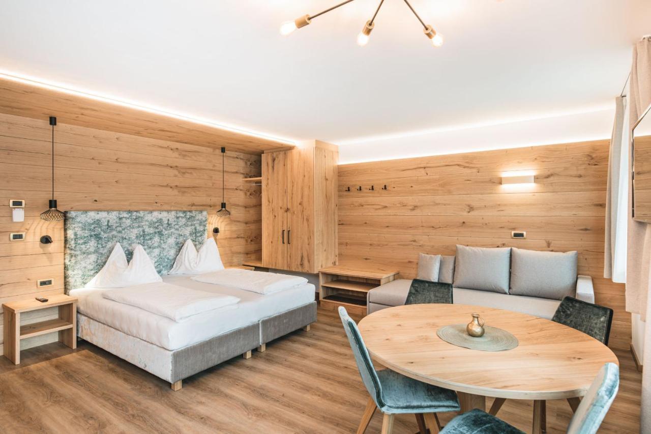 Garni Hotel Miara - Your Dolomites Home Selva di Val Gardena Ngoại thất bức ảnh