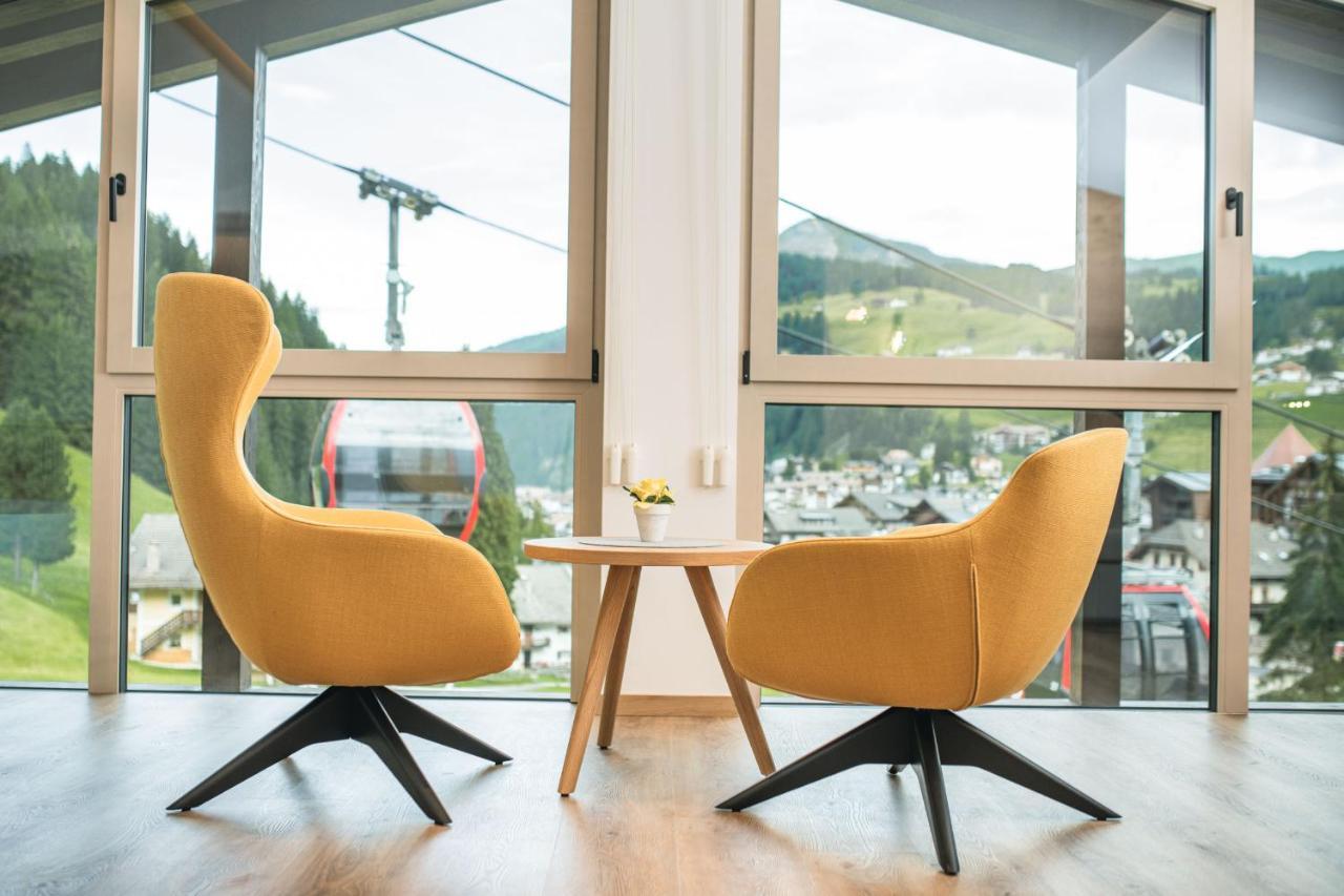 Garni Hotel Miara - Your Dolomites Home Selva di Val Gardena Ngoại thất bức ảnh