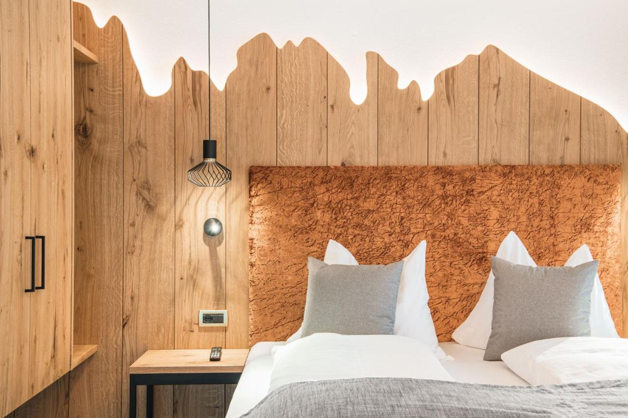 Garni Hotel Miara - Your Dolomites Home Selva di Val Gardena Ngoại thất bức ảnh