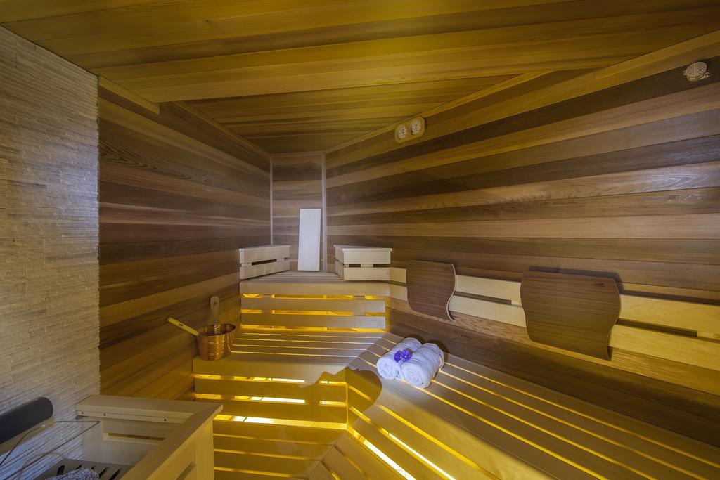 Garni Hotel Miara - Your Dolomites Home Selva di Val Gardena Ngoại thất bức ảnh